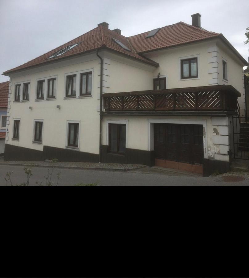 Pension Artstetten Exterior photo